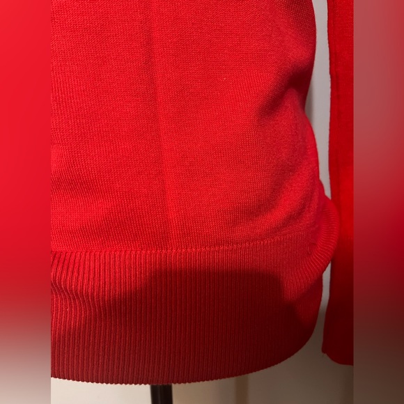 DG2 NWT Red Sweater w/ Matching Buttons On Sleeves and Hip!! - Picture 5 of 8